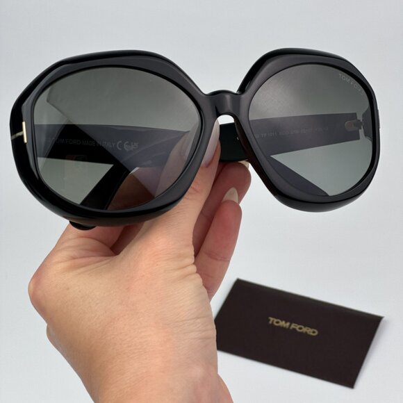 Tom Ford FT1011/S  01B GEORGIA-02 BRAND NEW Sunglasses Black Gradient Women main image 5
